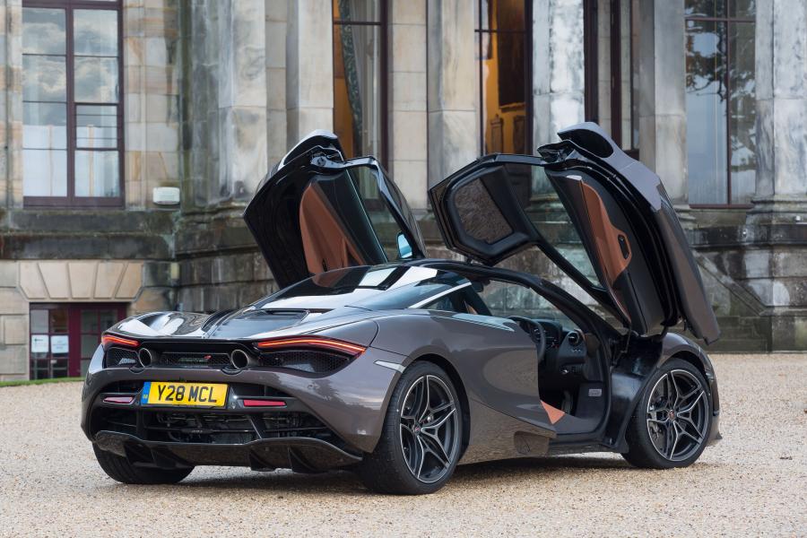  McLaren 720S Coupe Launch Edition 2017 года  (UK) (фото 29 из 34)